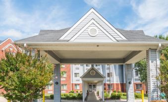 Microtel Inn & Suites by Wyndham Philadelphia Airport