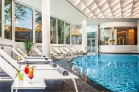 Crowne Plaza 布加勒斯特 - 游泳池