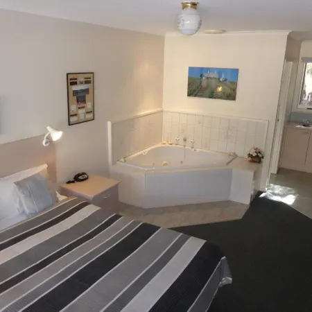 The Balnarring Motel Hotels in Flinders