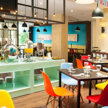 Idoop Hotel by Prasanthi