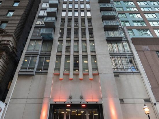 Executive Hotel Cosmopolitan and Spa