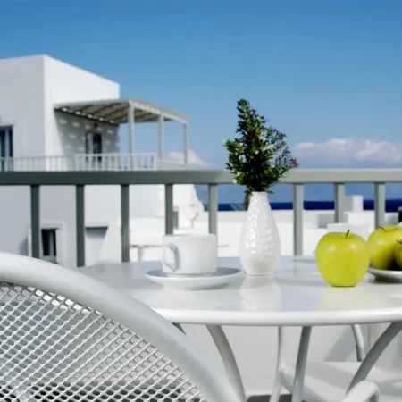 Filoxenia Apartments Отели рядом с достопримечательностью «Пляж Калади»