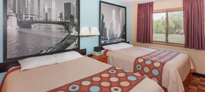 Super 8 by Wyndham Shipshewana Hotels in LaGrange County