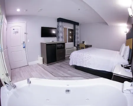 Travelodge Inn & Suites by Wyndham West Covina Hotels in West Covina