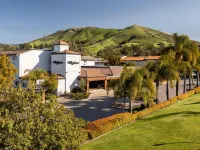 The Wayfarer San Luis Obispo, Tapestry by Hilton Hotels near Stephen Ross Wine Cellars