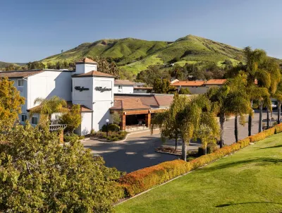 The Wayfarer San Luis Obispo, Tapestry by Hilton Hoteles cerca de Sunset Drive-In Theatre
