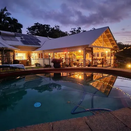 Noosa Valley Manor B&B