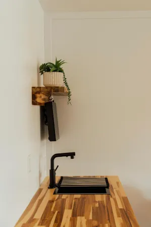 Ukee Peninsula Motel