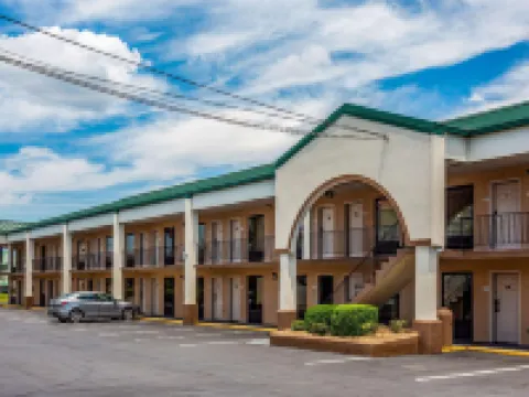 Quality Inn Hoteles en Bowling Green