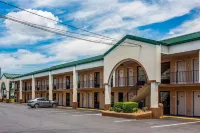 Quality Inn Hotels in Bowling Green