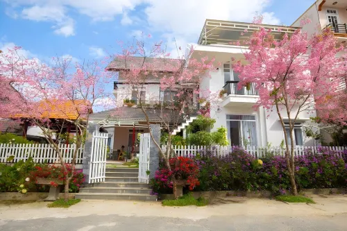 Do Gia Bao Villa - Condos