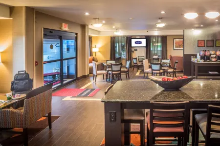 Hampton Inn Monroe Отели в г. Monroe County