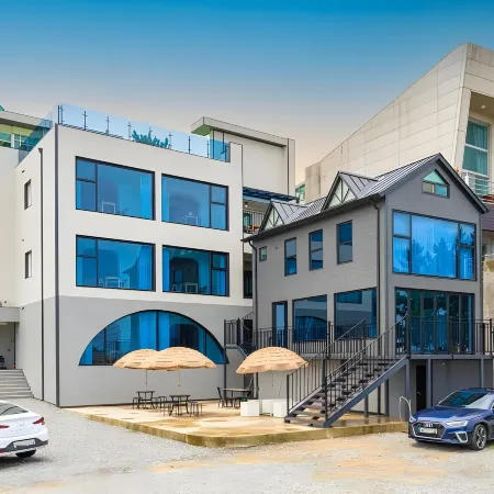 Yangyang Yoloha Dongho Beach Branch