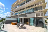 Singular Dream Vacation Rentals - Condos
