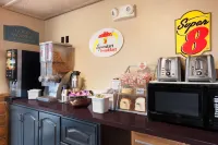 Super 8 by Wyndham Cody - Frühstück