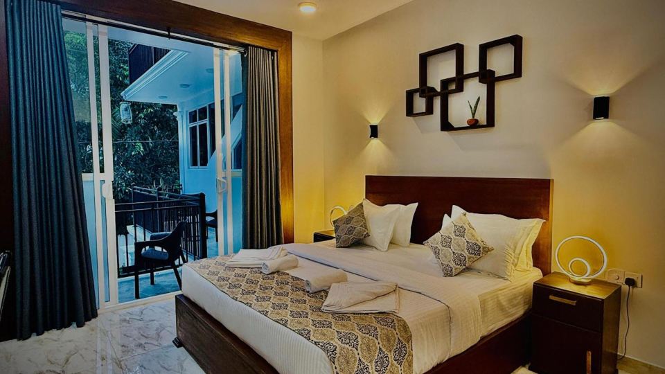 Aloe Transit Hotel