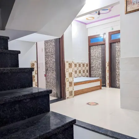New khandelwal Guest House