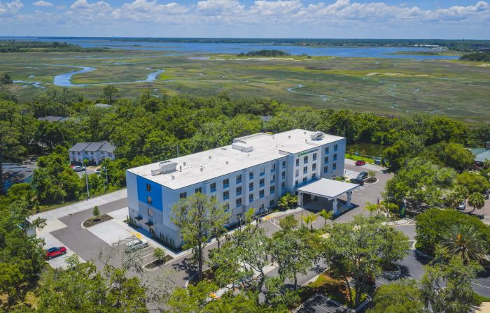 Holiday Inn Express & Suites Fernandina Beach Amelia Island by IHG