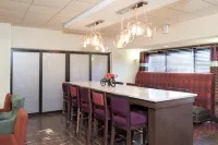 Spark by Hilton Stevensville Hotels in Stevensville
