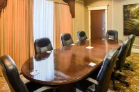 Holiday Inn Express & Suites Wichita Falls