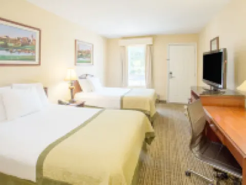 Baymont by Wyndham Dunn Hotels in Dunn