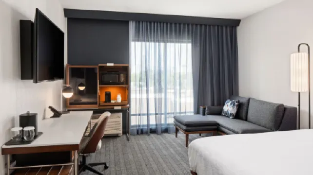 Courtyard Owatonna Downtown