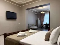 Bridge Hotel Hotel di 