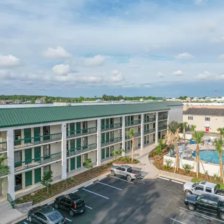 Econo Lodge Inn & Suites Foley-North Gulf Shores