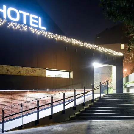 Hotel Orasac Garni Отели рядом с достопримечательностью «Парк Кошутняк»
