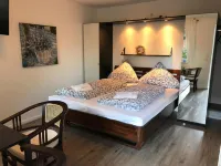 Leezdorfer Hof Hotels in Wirdum