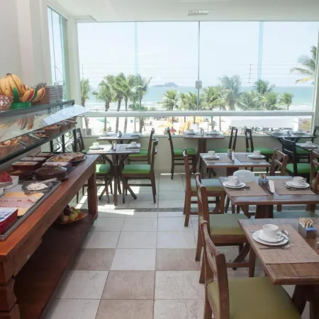 Hotel Vicino Al Mare - Frente Mar Отели рядом с достопримечательностью «Пляж Энсеада»