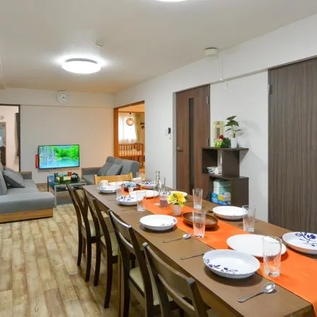 Kiyaza Home Sapporo Отели рядом с достопримечательностью «Стадион «Саппоро Ацубэцу Парк»»