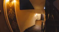 Alexes Guest House