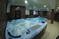 Grand Hotel Hotels in Orenburg