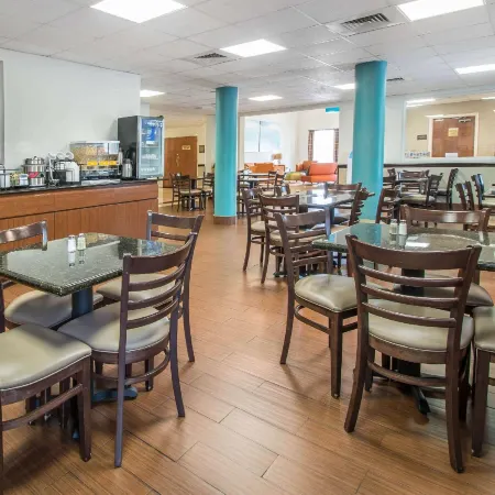 Comfort Inn & Suites Fort Lauderdale West Turnpike