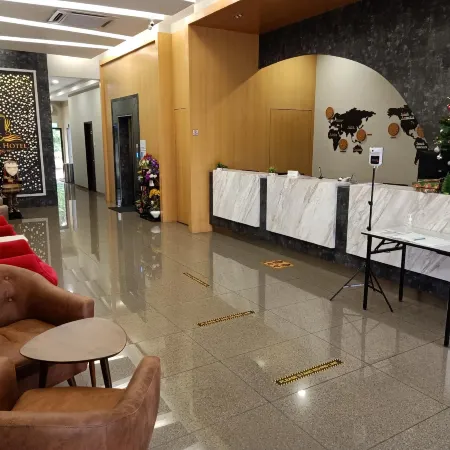 M Global Hotel