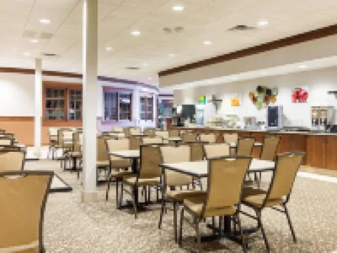 Baymont by Wyndham Jamestown Conference Center & Water Park Hotels in Jamestown