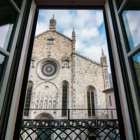 Aurum - Como Luxury Suites