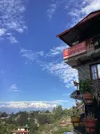 Bandipur Samira Homestay & Mountain View Restaurant - parking