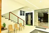 Downtown the Mallika Sapphire - parking