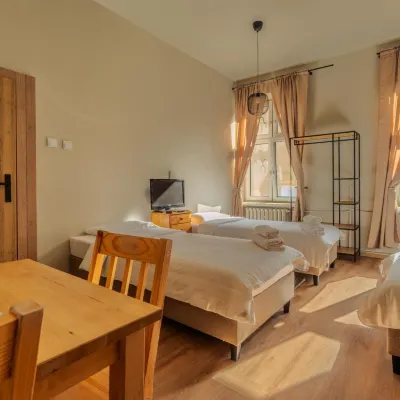 Hostel H360 Hotels near Reymont Park
