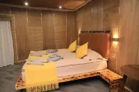 Отель My Hotel Karakol - С баром
