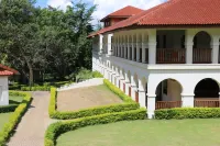 Sanctum Inle Resort - 5-Star