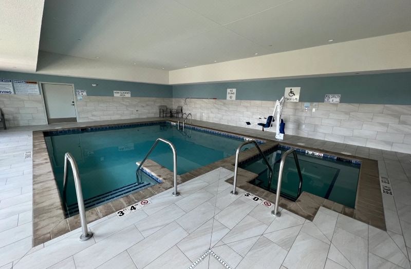 Holiday Inn Express & Suites Tomah by IHG photo 3