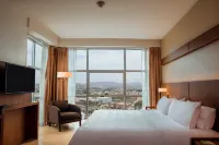 Holiday Inn GUAYAQUIL AIRPORT by IHG - 3 звезды