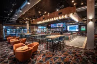 Holiday Inn SYDNEY ST MARYS by IHG - بار