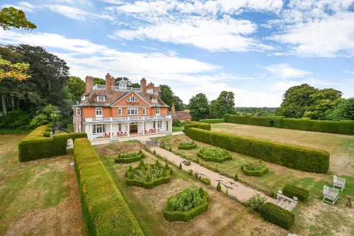 Saltcote Place