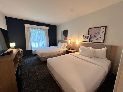 Spark by Hilton Guilford Hotels in Madison