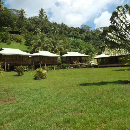 Fare Oviri Lodge