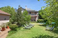 Medindi Manor Hotels in Rondebosch